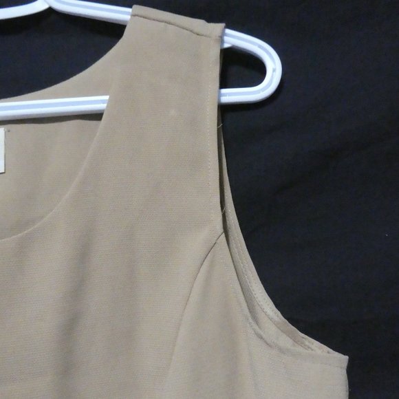 TRADITION | size 16 | Formal Tank Top With Zip Side | 100% Polyester - Picture 5 of 14